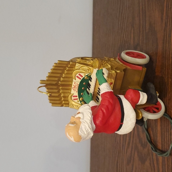 Hallmark Keepsake Magic 1994 Santa Sing A Long Christmas Ornament with Box - Picture 3 of 8